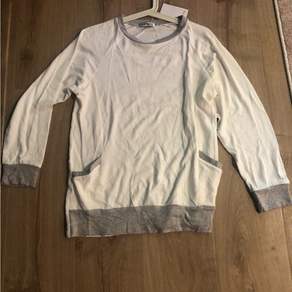Lightweight white and gray sweater